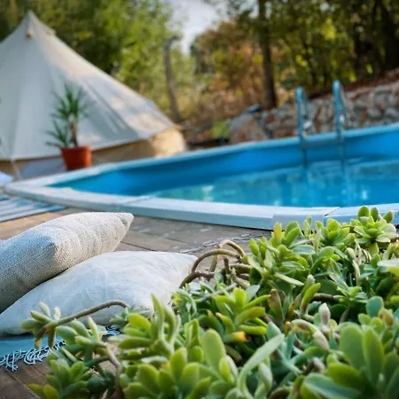 Luksuzni šator Rock Oak 2 Imotski