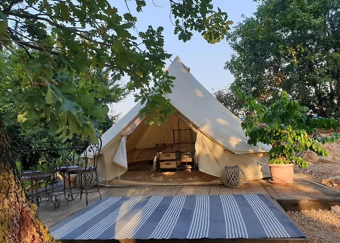 Glamping Rock Oak 2 *