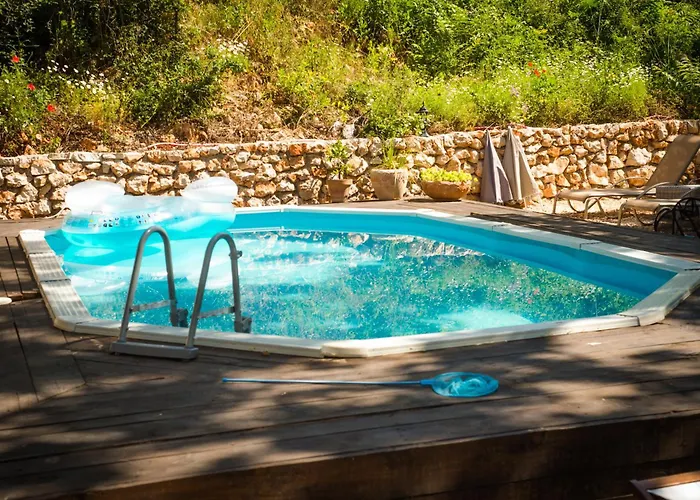 Glamping Rock Oak 2 *